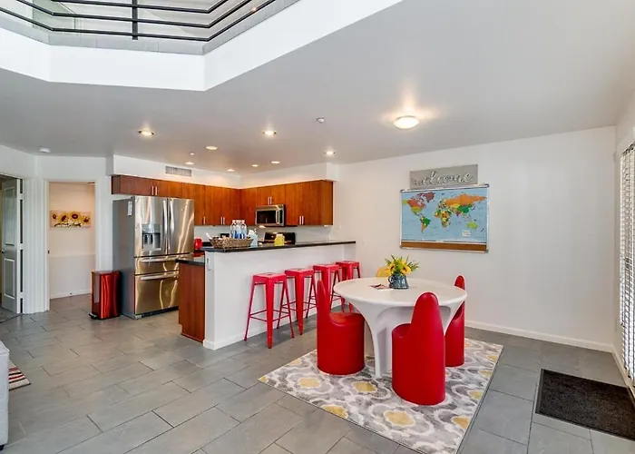 Apartment Spectacular Old Town 2bd 2ba Pool Rooftop Pingpong