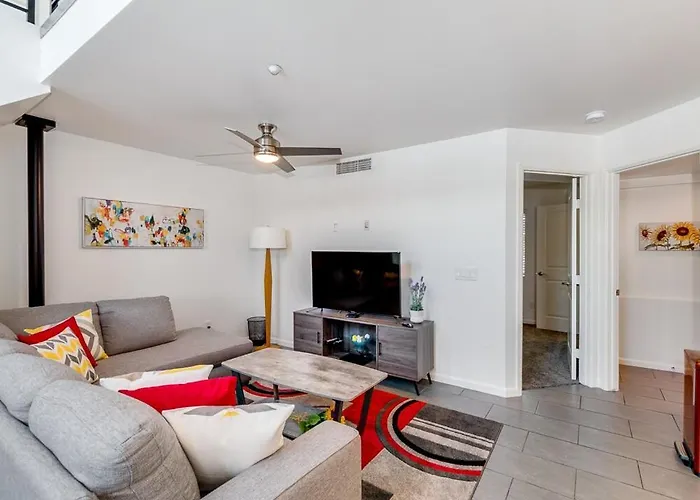 Apartment Spectacular Old Town 2bd 2ba Pool Rooftop Pingpong Scottsdale