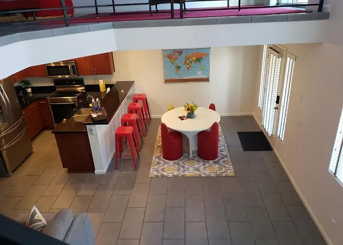 Apartment Spectacular Old Town 2bd 2ba Pool Rooftop Pingpong *